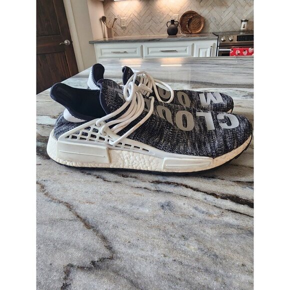 Size 12.5 Adidas Pharrell x NMD Human Race Trail Oreo Sneakers Moon Clouds - Picture 5 of 12